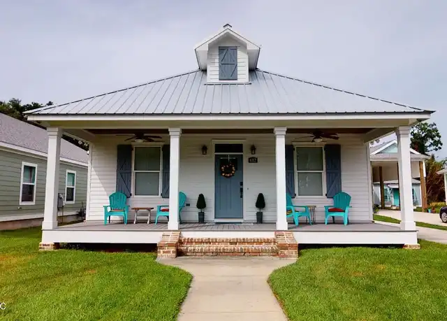 Property at 612 Allendale Ave, Gulfport, MS, 39501, 3 beds, 2 baths, [object Object]