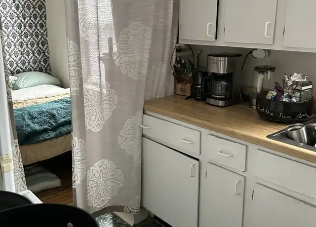Property at 3843 N Greenview Ave #2, Chicago, IL, 60613, 0 beds, 1 bath, [object Object]