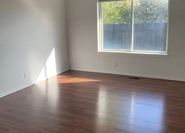 Property at 4201 Cove West Dr, Moses Lake, WA, 98837, 3 beds, 2 baths, [object Object]