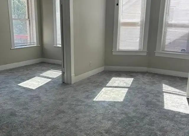 Property at 131 Hough Ave Unit 3, Norfolk, VA, 23523, 2 beds, 1 bath, [object Object]