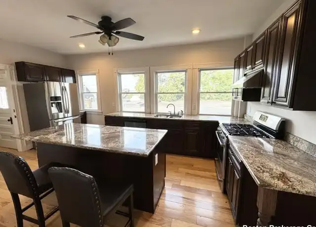 Property at 3 Mount Vernon St, Dorchester, MA, 02125, 4 beds, 1 bath, [object Object]