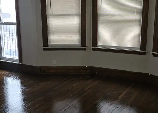 Property at 627 E Philadelphia St, Detroit, MI, 48202, 3 beds, 1 bath, [object Object]