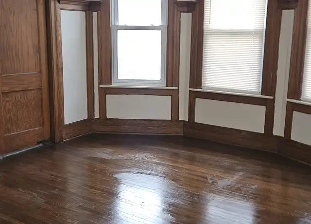 Property at 627 E Philadelphia St, Detroit, MI, 48202, 3 beds, 1 bath, [object Object]