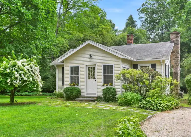 Property at 27 Seeley Rd, Wilton, CT, 06897, 2 beds, 1 bath, [object Object]