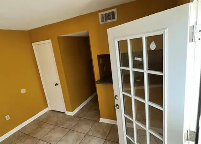 Property at 3 Maple Ln, Saint Rose, LA, 70087, 3 beds, 1.5 baths, [object Object]