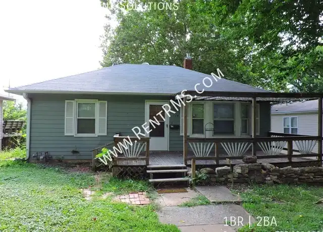 Property at 114 SW Taylor St, Topeka, KS, 66603, 1 bed, 1.5 baths, [object Object]