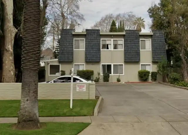 Property at 427 W Elm St Unit 3, Lodi, CA, 95240, 2 beds, 2 baths, [object Object]