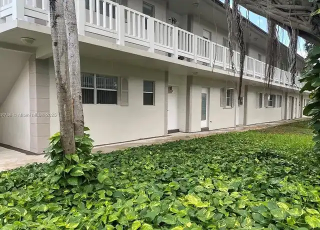 Property at 430 SE 2nd Ave #4, Deerfield Beach, FL, 33441, 1 bed, 1 bath, [object Object]
