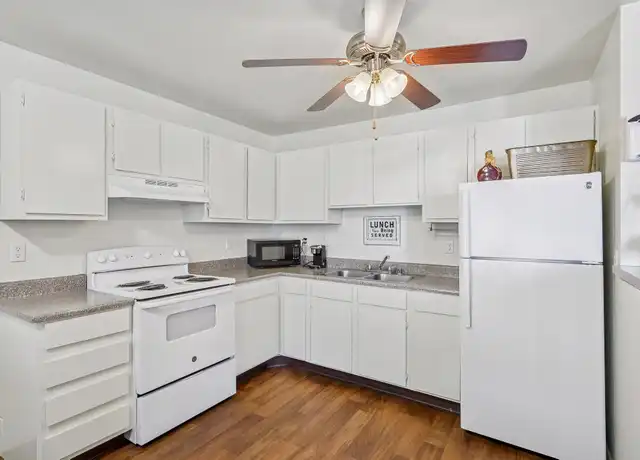 Property at Arcadia Palms - 3655 E Sahara Ave, Las Vegas, NV, 89104, 1 bed, 1 bath, [object Object]