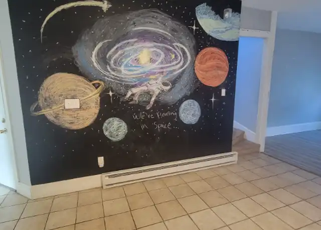 Property at 1632 N 3rd St Unit 2, Harrisburg, PA, 17102, 3 beds, 1 bath, [object Object]