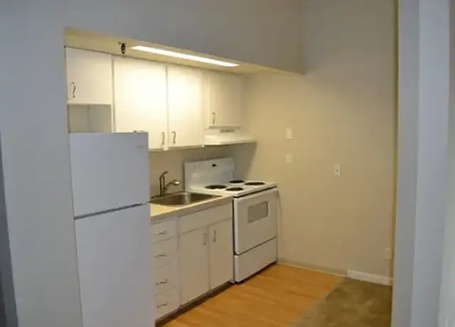 Photo of 611 Capitol Way S, Olympia, WA 98501