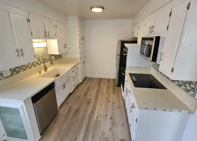 Property at 2130 Beachwood Dr Unit 8, Los Angeles, CA, 90068, 2 beds, 2 baths, [object Object]