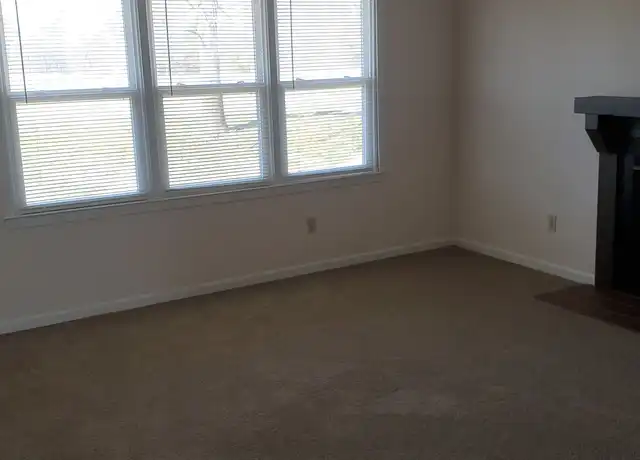 Property at 306 Southampton Dr Unit 3, Columbia, MO, 65203, 2 beds, 1 bath, [object Object]