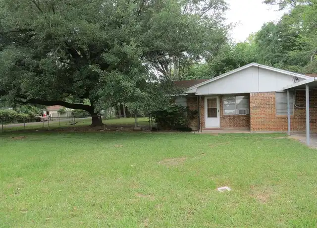 Property at 340 West Dr, New Waverly, TX, 77358, 2 beds, 1 bath, [object Object]
