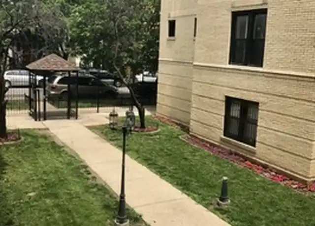 Property at 3641 W Dickens Ave Unit 3B, Chicago, IL, 60647, 2 beds, 1 bath, [object Object]