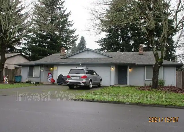 Property at 708 NE 105th St, Vancouver, WA, 98685, 3 beds, 2 baths, [object Object]