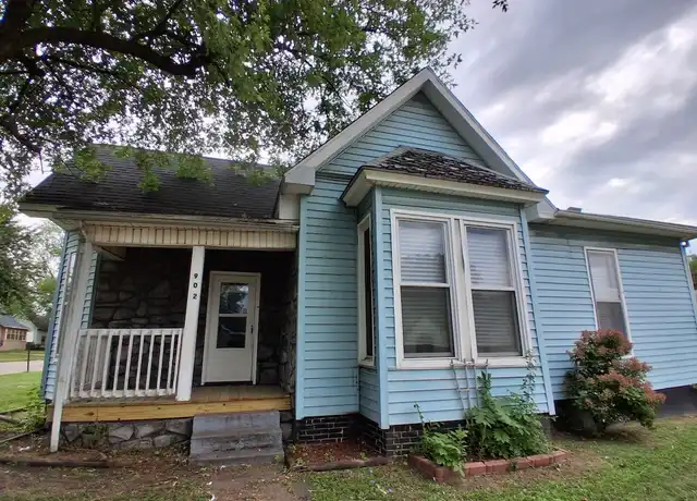Property at 902 Norman St, Danville, IL, 61832, 3 beds, 1 bath, [object Object]
