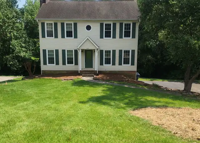 Property at 1613 Round Hill Cir, Kernersville, NC, 27284, 3 beds, 3.5 baths, [object Object]