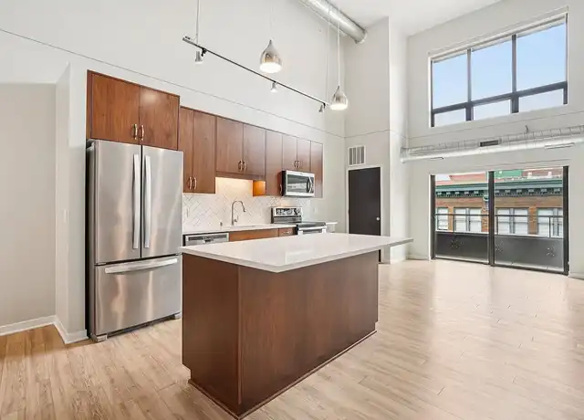 Property at Oaks Union Depot - 244 4th St E, Saint Paul, MN, 55101, 1 bed, 1 bath, [object Object]