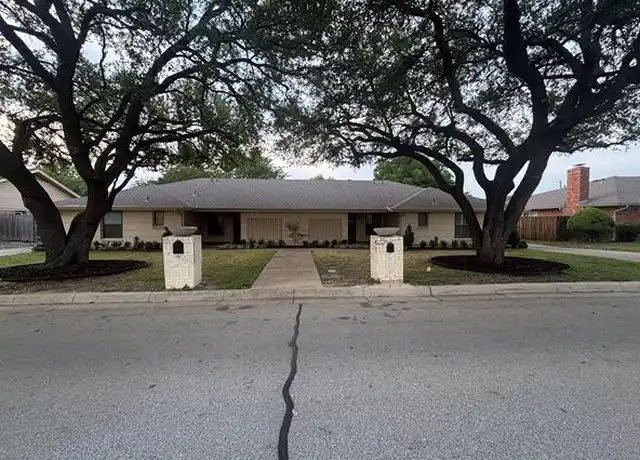 Property at 4910 Arborlawn Dr, Fort Worth, TX, 76109, 3 beds, 2 baths, [object Object]