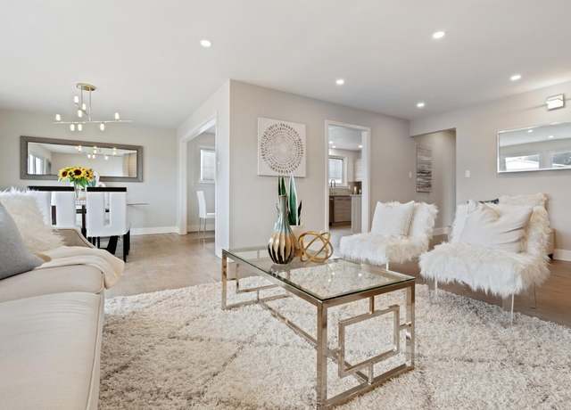 Photo of 252 Sunshine Dr Unit Upstairs, Pacifica, CA 94044