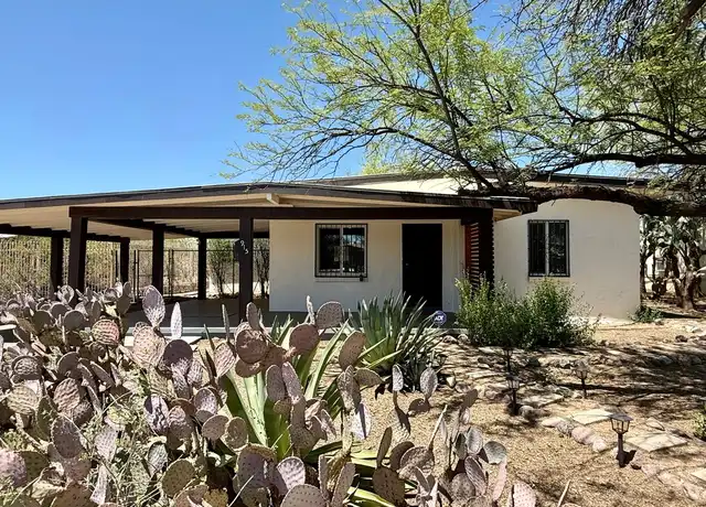 Property at 915 E Hampton St, Tucson, AZ, 85719, 3 beds, 2 baths, [object Object]