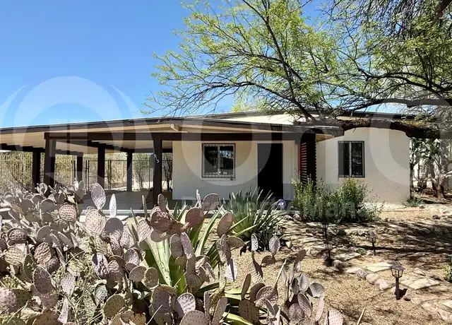 Property at 915 E Hampton St, Tucson, AZ, 85719, 3 beds, 2 baths, [object Object]