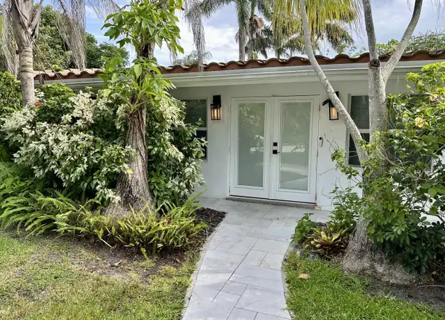 Property at 212 Kings Lynn, Delray Beach, FL, 33444, 3 beds, 3 baths, [object Object]