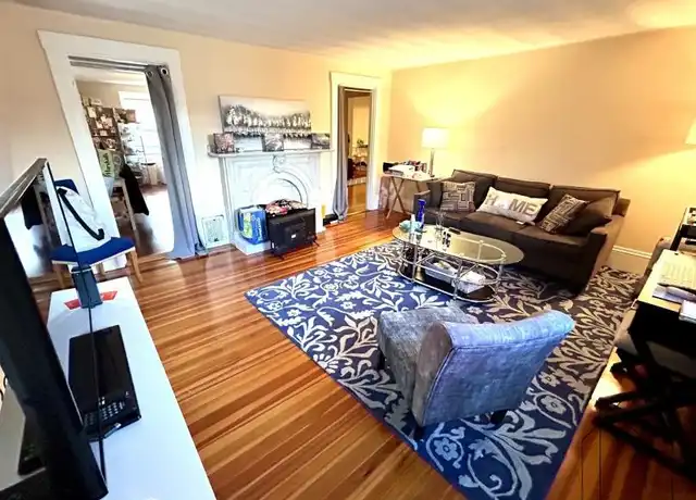 Property at 41 Mount Vernon St, Somerville, MA, 02145, 2 beds, 1 bath, [object Object]