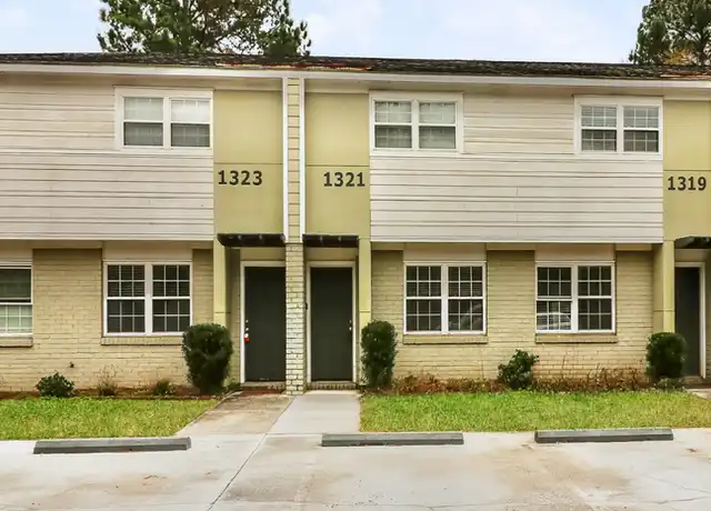Property at 1321 Mathis Ferry Rd, Mt Pleasant, SC, 29464, 2 beds, 1 bath, [object Object]