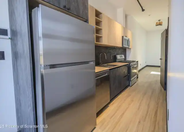 Property at 117 Penn Ave, Scranton, PA, 18503, 1 bed, 1 bath, [object Object]