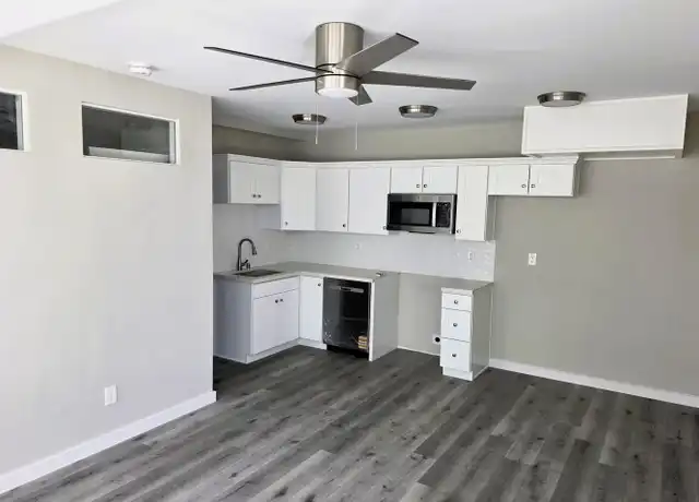 Property at 1704 Hornblend St Unit 101, San Diego, CA, 92109, 1 bed, 1 bath, [object Object]