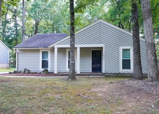 Property at 10018 Topeka Dr, Mint Hill, NC, 28227, 3 beds, 2 baths, [object Object]