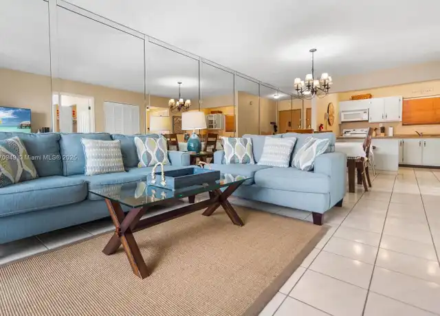 Property at 201 178th Dr #529, Sunny Isles Beach, FL, 33160, 1 bed, 1 bath, [object Object]