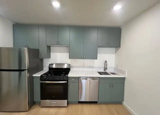 Property at 13520 Lemoli Ave Unit 30, Hawthorne, CA, 90250, 1 bed, 1 bath, [object Object]