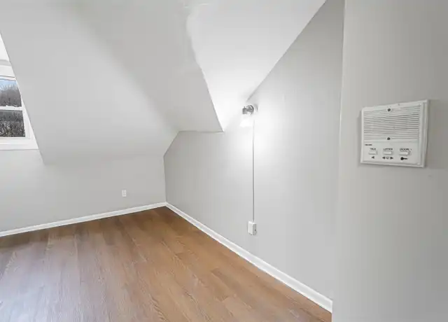 Property at 39 Wall St Unit 9, Worcester, MA, 01604, 2 beds, 1 bath, [object Object]