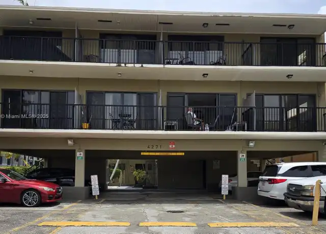 Property at 4271 NW 11th St #7, Miami, FL, 33126, 1 bed, 1.5 baths, [object Object]