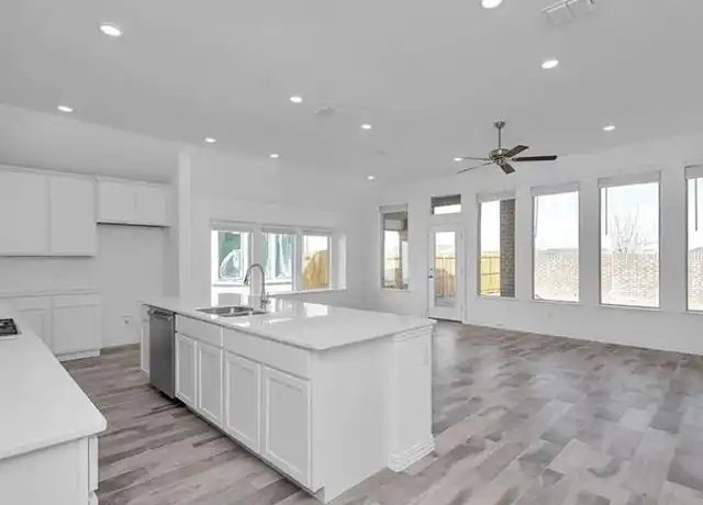 Property at 3720 Peachbush Ln, McKinney, TX, 75071, 4 beds, 3 baths, [object Object]