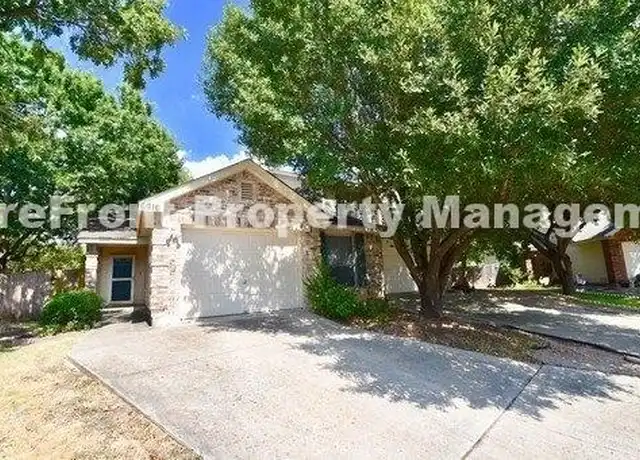 Property at 6910 Bermuda Trl, San Antonio, TX, 78240, 2 beds, 2 baths, [object Object]