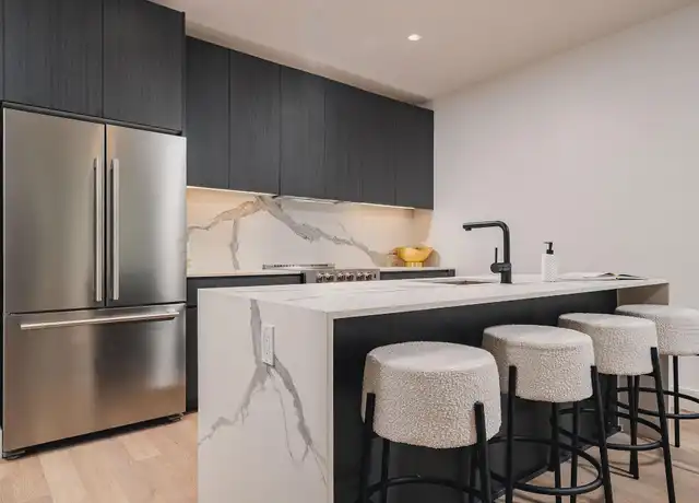 Property at 2 Westchester Pl Unit 2, New Rochelle, NY, 10801, 2 beds, 2 baths, [object Object]