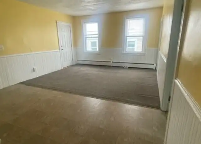 Property at 11 Spruce St Unit 1B, Providence, RI, 02903, 3 beds, 1 bath, [object Object]