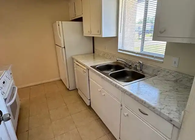 Property at 1028 Bradley Cir Unit 1, Lynn Haven, FL, 32444, 3 beds, 2 baths, [object Object]