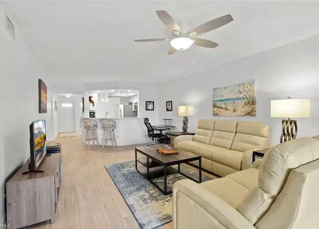 Property at 840 Gulf Pavilion Dr #103, Naples, FL, 34108, 2 beds, 2 baths, [object Object]