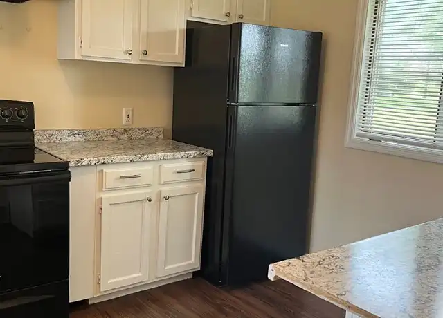 Property at 701 Cantonment Ave Unit 726-C, Rantoul, IL, 61866, 3 beds, 1 bath, [object Object]
