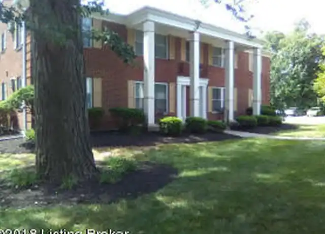 Property at 246 Chenoweth Ln Unit 1, Louisville, KY, 40207, 1 bed, 1 bath, [object Object]