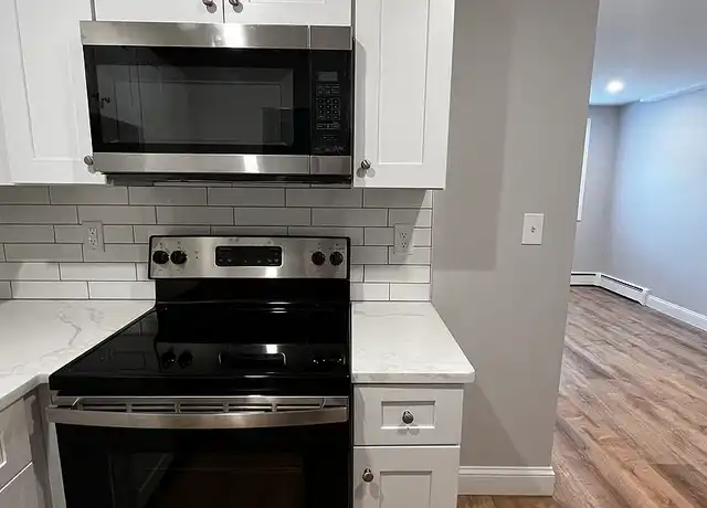 Property at 74 & 82 Beaver Street - 74 Beaver St, Worcester, MA, 01603, 1-2 bed, 1 bath, [object Object]