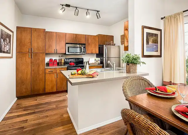 Property at Pinnacle Highland Apartments - 7673 S Highland Dr, Salt Lake City, UT, 84121, 1-3 bed, 1-2 bath, [object Object]
