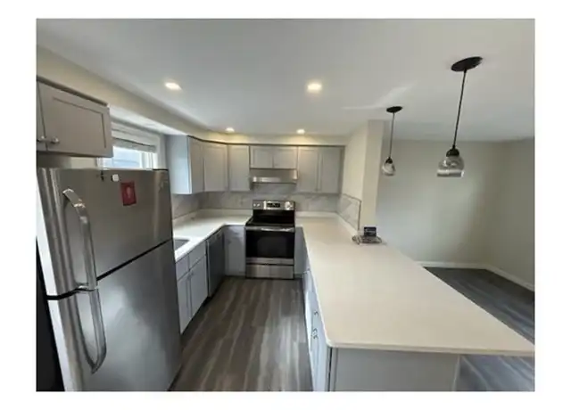Property at 172 Charles St Unit 1, Cambridge, MA, 02141, 2 beds, 1 bath, [object Object]