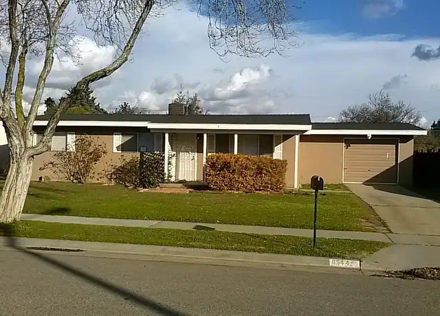 Property at 6544 N Del Mar Ave, Fresno, CA, 93704, 3 beds, 2 baths, [object Object]