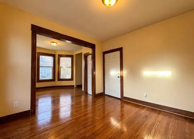 Property at 455 Huntington St Unit 2, New Haven, CT, 06511, 4 beds, 2 baths, [object Object]